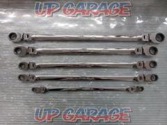 Snap-on (snap-on)
Double Flex Ratcheting Box Wrench
Set
XFRM705
