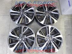 Toyota genuine
Corolla Cross genuine wheel