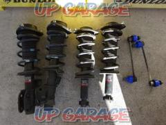 RX2303-3313
TOYOTA genuine
Suspension kit
1 cars
