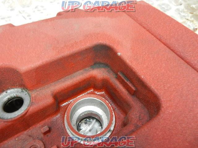 RX2303-3330
HONDA genuine
Engine head cover / tappet cover-05