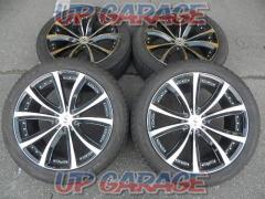 RX2303-3223S
COSMIC
SAVATINI
AVANTI
+
TOYO
PROXES
CF2
SUV
4 pieces set