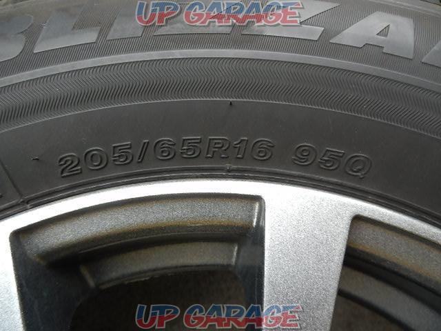 RX2303-3256S
HOT
STUFF
Exceeder
EX 10
+
BRIDGESTONE
BLIZZAK
VRX3
4 pieces set-04