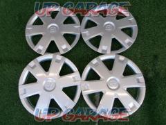 Toyota original (TOYOTA)
12 inches wheel cap