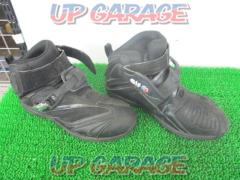 Riders elf
Synthese14
black