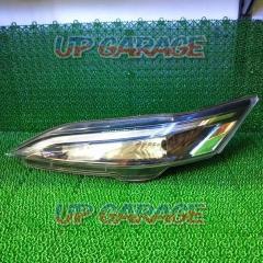 Nissan genuine
C27
Serena
Genuine combination lamp
Left side only
