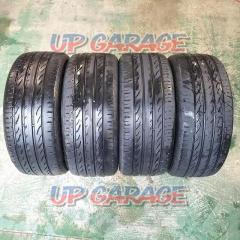 PIRELLI
P
ZERO
NERO
GT
235 / 45R18
Manufactured in 2019