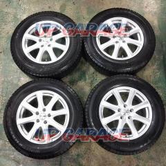 MB8
8-spoke aluminum wheels
+
DUNLOP
WINTERMAXX
WM03
225 / 65R17
2021 model