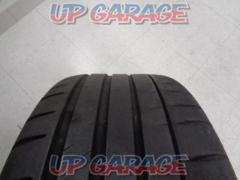 MICHELIN (Michelin)
PILOT
SPORT4
225 / 40R18
Only one