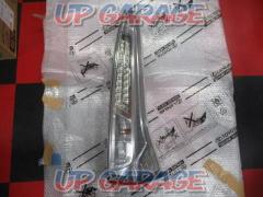 Nissan genuine
C26
Serena
Genuine tail
Driver side / right side only