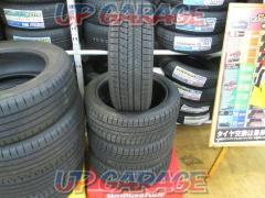 BRIDGESTONE (Bridgestone)
BLIZZAK
VRX