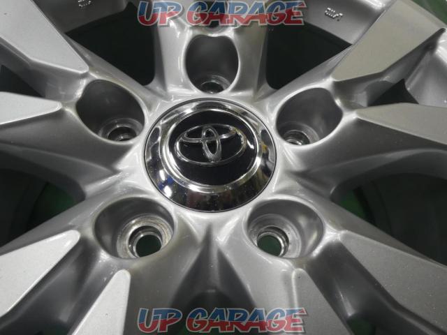 トヨタ純正(TOYOTA)  200系ランドクルーザー 後期純正ホイール-02