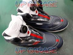 KUSHITANI (Kushitani)
[K-4574]
Flow shoes
 unused