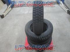 DUNLOP
WINTERMAXX
WM01