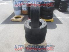 BRIDGESTONE BLIZZAK VRX3