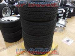 PIRELLI (Pirelli)
PZERO
NERO
GT
