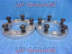 Unknown Manufacturer
Wide tread spacer
15 mm