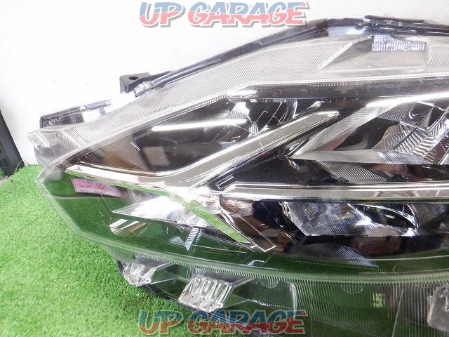 [Left side only] Nissan genuine (NISSAN)
LED headlights-02