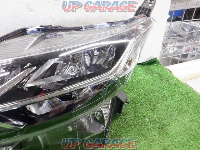 [Left side only] Nissan genuine (NISSAN)
LED headlights-03