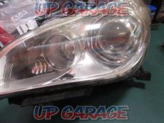 ※ left only
Nissan
Fuga
Genuine headlight
(W03349)