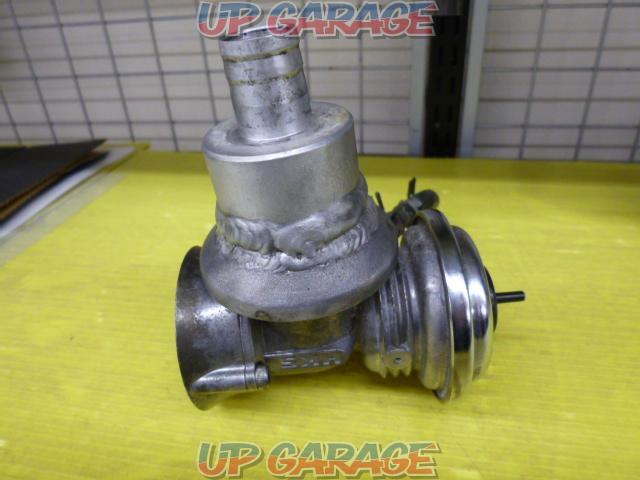 HKS
Blow-off valve-06