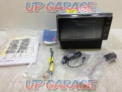 DAIHATSU NMZK-W71D 200mmワイド フルセグ/CD/DVD/USB/Bluetoothオーディオ・ハンズフリー
