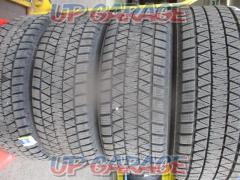 BRIDGESTONE BLIZZAK DM-V3