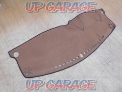 Unknown Manufacturer
Dashboard mat