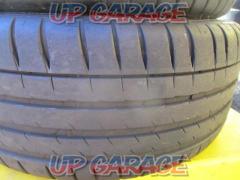 MICHELIN
PILOT
SPORT4
S
(W030190)