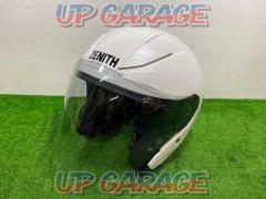 YAMAHA YJ-20
ZENITH
Jet helmet