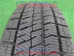 BRIDGESTONE BLIZZAK VRX2 スタッドレスタイヤ2本のみ