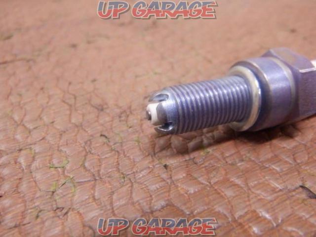 BRISK
Spark plug-04