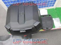 GIVI (ENT)
B42NBD
Mono lock case