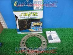 SUNSTAR (Sunstar)
drive & driven sprocket set
GPZ900R / 750R
Zephyr 1100, etc.