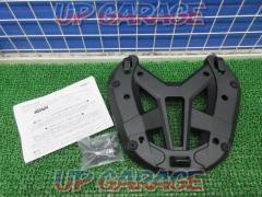 GIVI (ENT)
91 332
M7
Base Set
For mono rack
