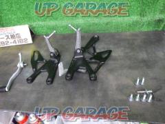 YAMAHA (Yamaha)
Genuine main step set
Remove YZF-R1 ('20)