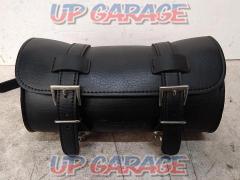 HenlyBegins
(Henry Begins)
Tool bag (synthetic leather peeling)
General purpose