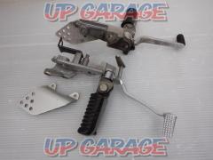 KAWASAKI
Genuine step
ZRX1100
ZRX1200R / S