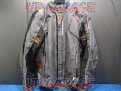 Size: XL
Kushitani
Gray
Nylon jacket
K-2315
Aqua jacket