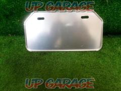 Unknown Manufacturer
License plate holder
Silver
For 125cc or less