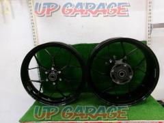 CBR1000RR (15 model/removed from car without ABS)
HONDA genuine
Wheel front and back set
BK