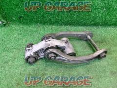 KAWASAKI 車種不明 リアショックリンク 刻印:39007-1107