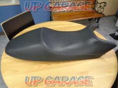 DUCATI モンスター400 (’03) 純正 シート 59510261A