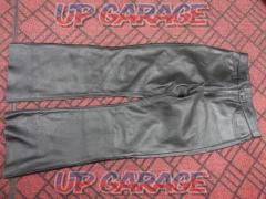 KADOYA (Kadoya)
Leather pants
Size: 35 inch