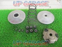 HONDA
Genuine clutch + center spring
PCX (JF 81)