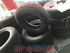 DUNLOP
WINTERMAXX
02
4/4