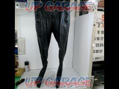 [Size: unknown] Manufacturer unknown
Riding Leather Pants