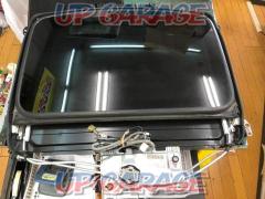 HONDA
Integra genuine sunroof