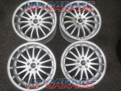 ACCESS
ANHELO
CORAZON
19 inches wheels
W05390