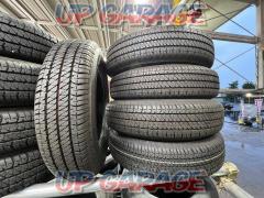 BRIDGESTONE
DVELER
H / T
684Ⅱ
Tire only five