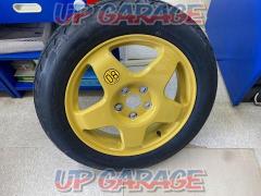 Toyota genuine
17inch
4j+40
×
YOKOHAMA
T155 / 80R17
PCD114.3
5 hole